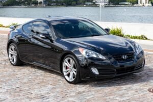 Hyundai Genesis Coupe 3.8 Track