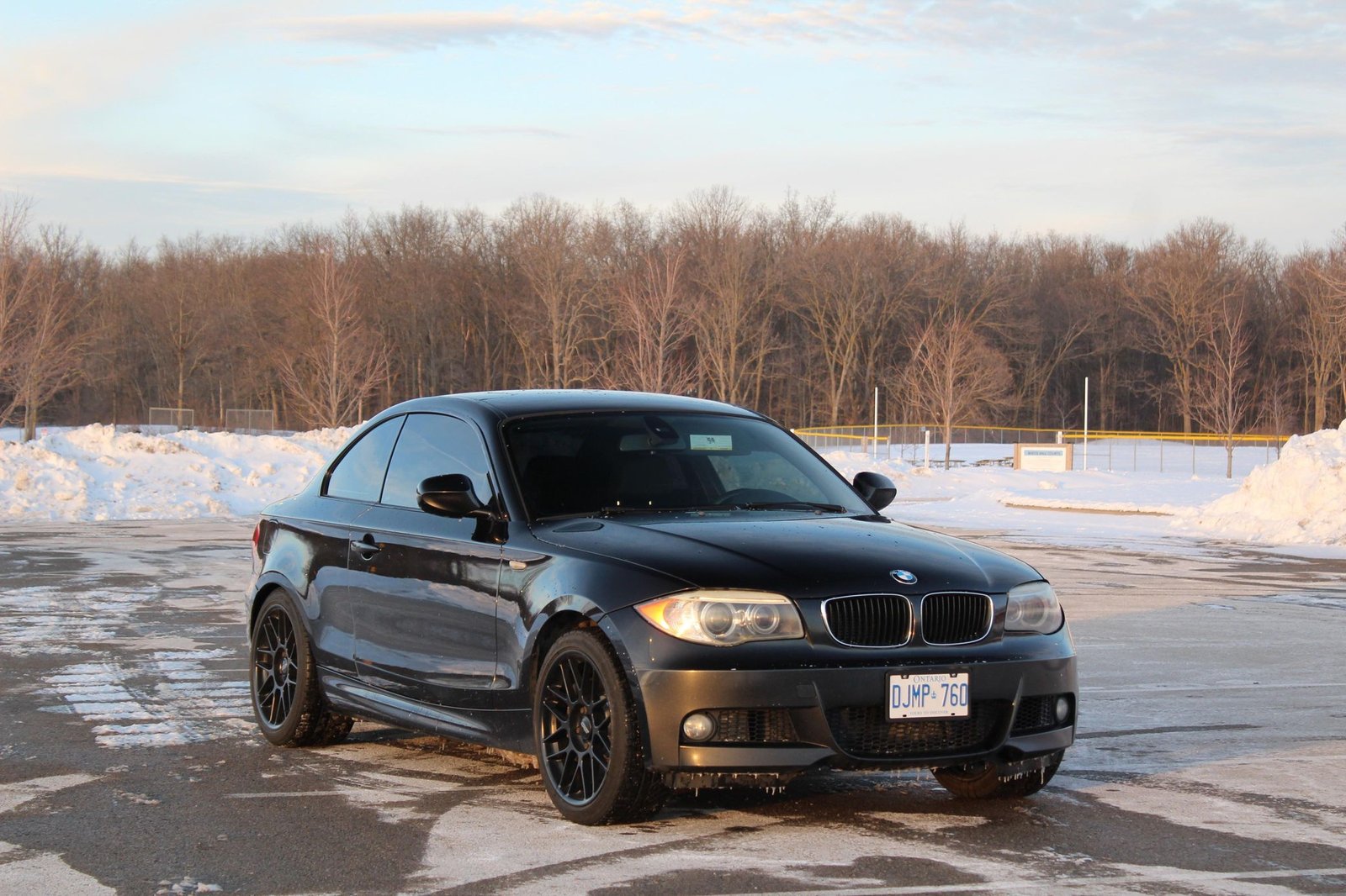 
								BMW 128i Coupe full									