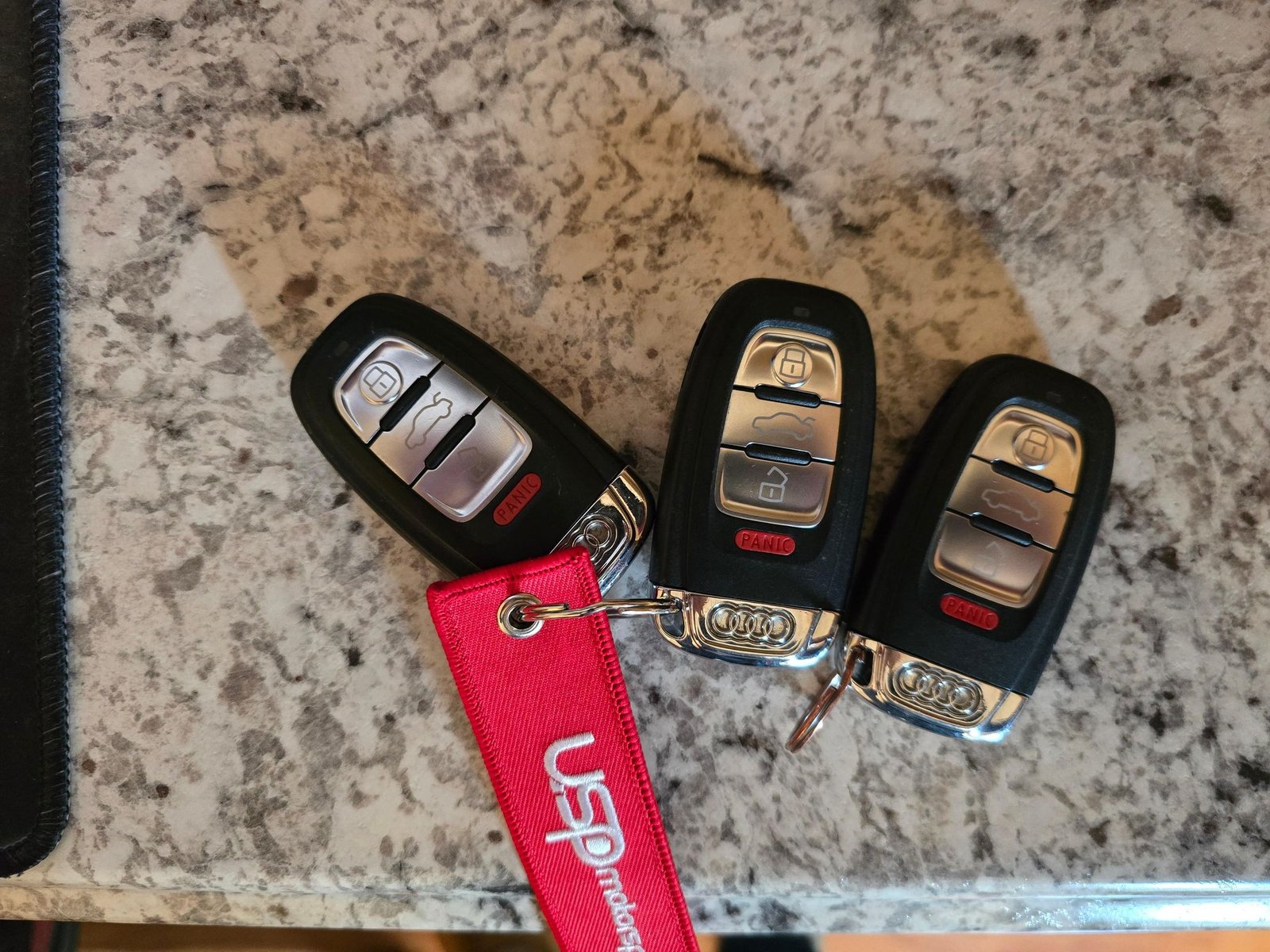 
								Audi S4 Premium Plus full									