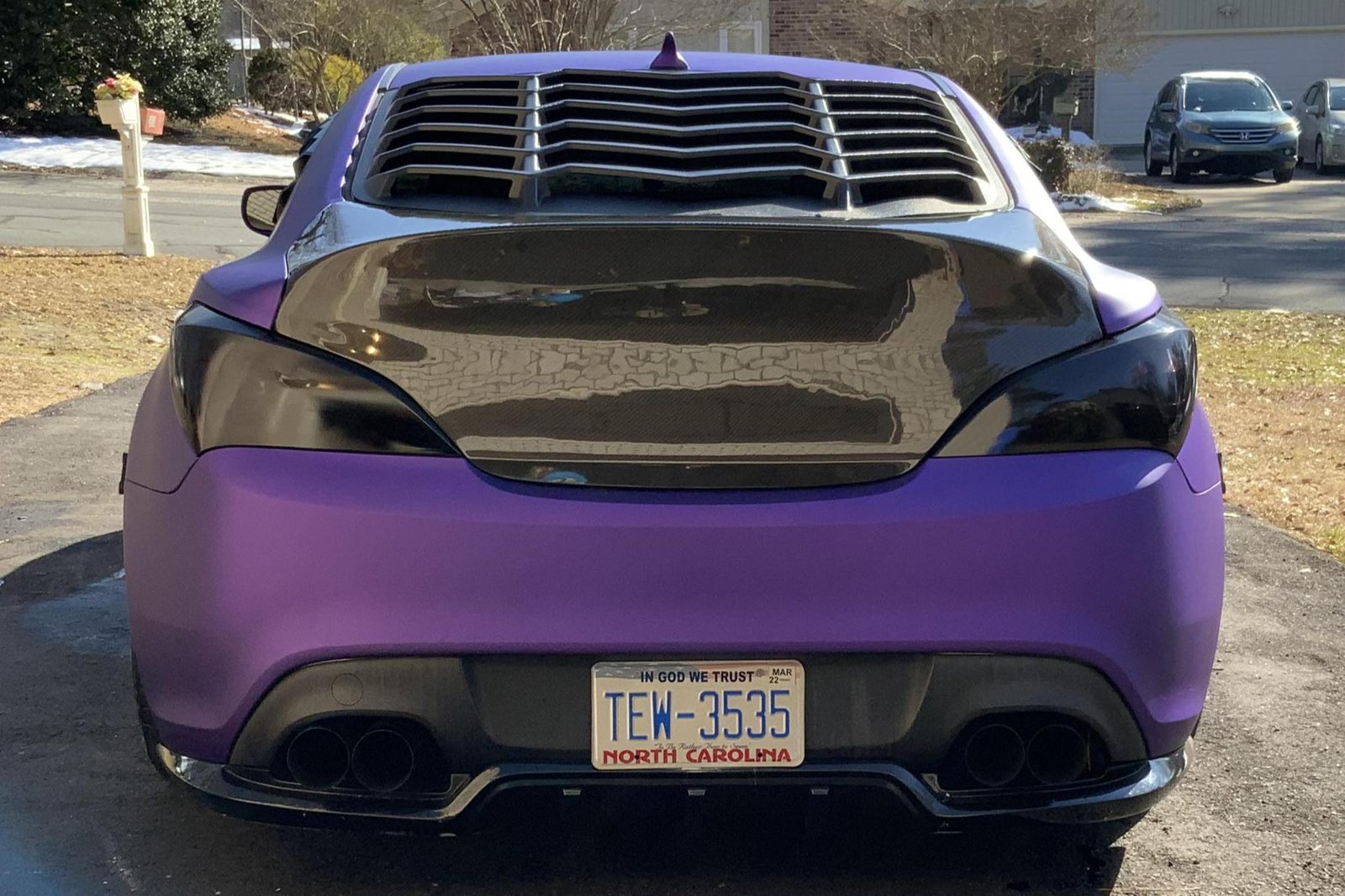 
								Hyundai Genesis Coupe full									