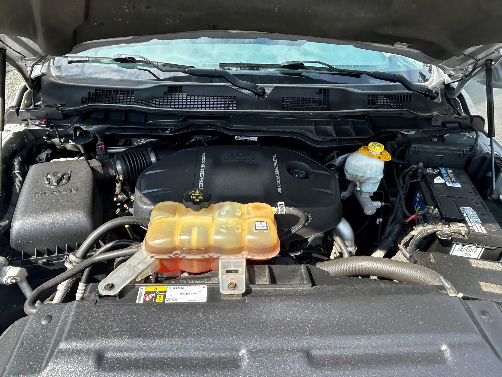 
								Ram 1500 SLT 4×4 full									