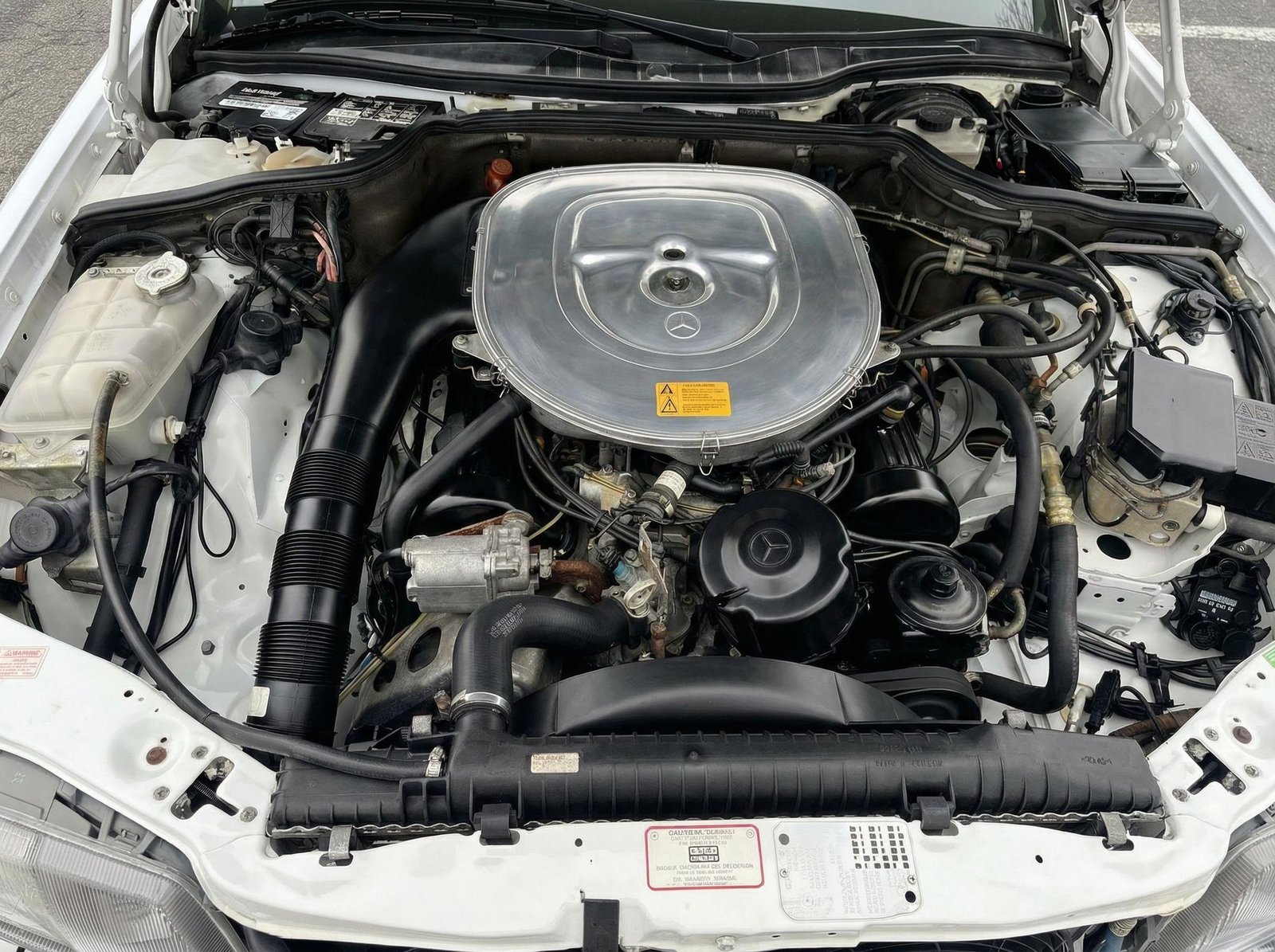 
								Mercedes-Benz 420SEL full									