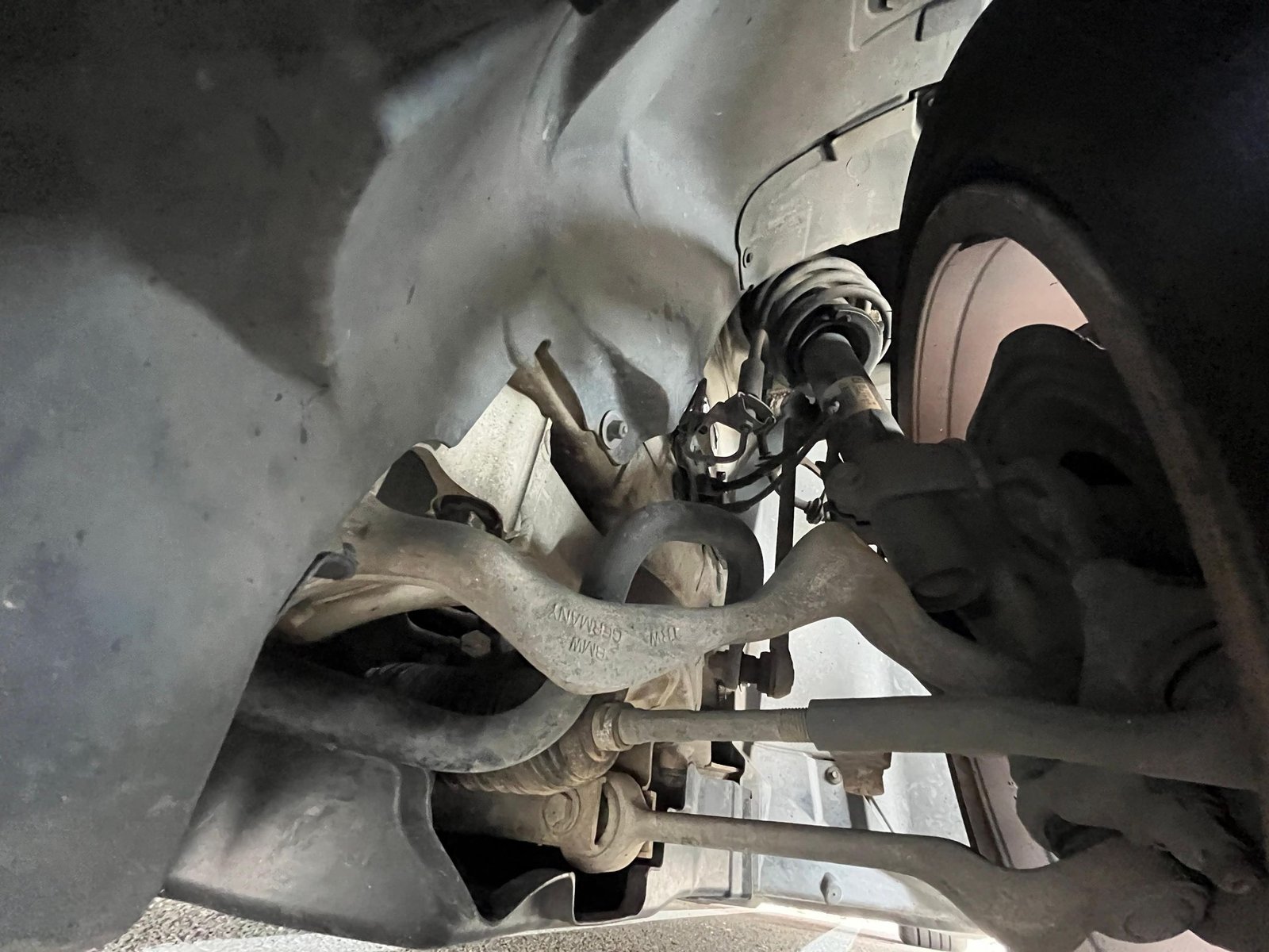 
								BMW 328i Sports Wagon full									