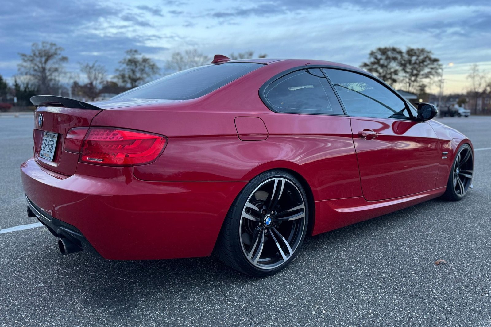 
								BMW 335is Coupe full									