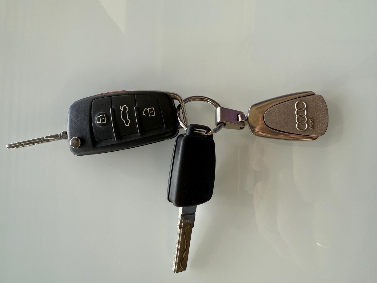 
								Audi A4 3.2 Quattro Cabriolet full									