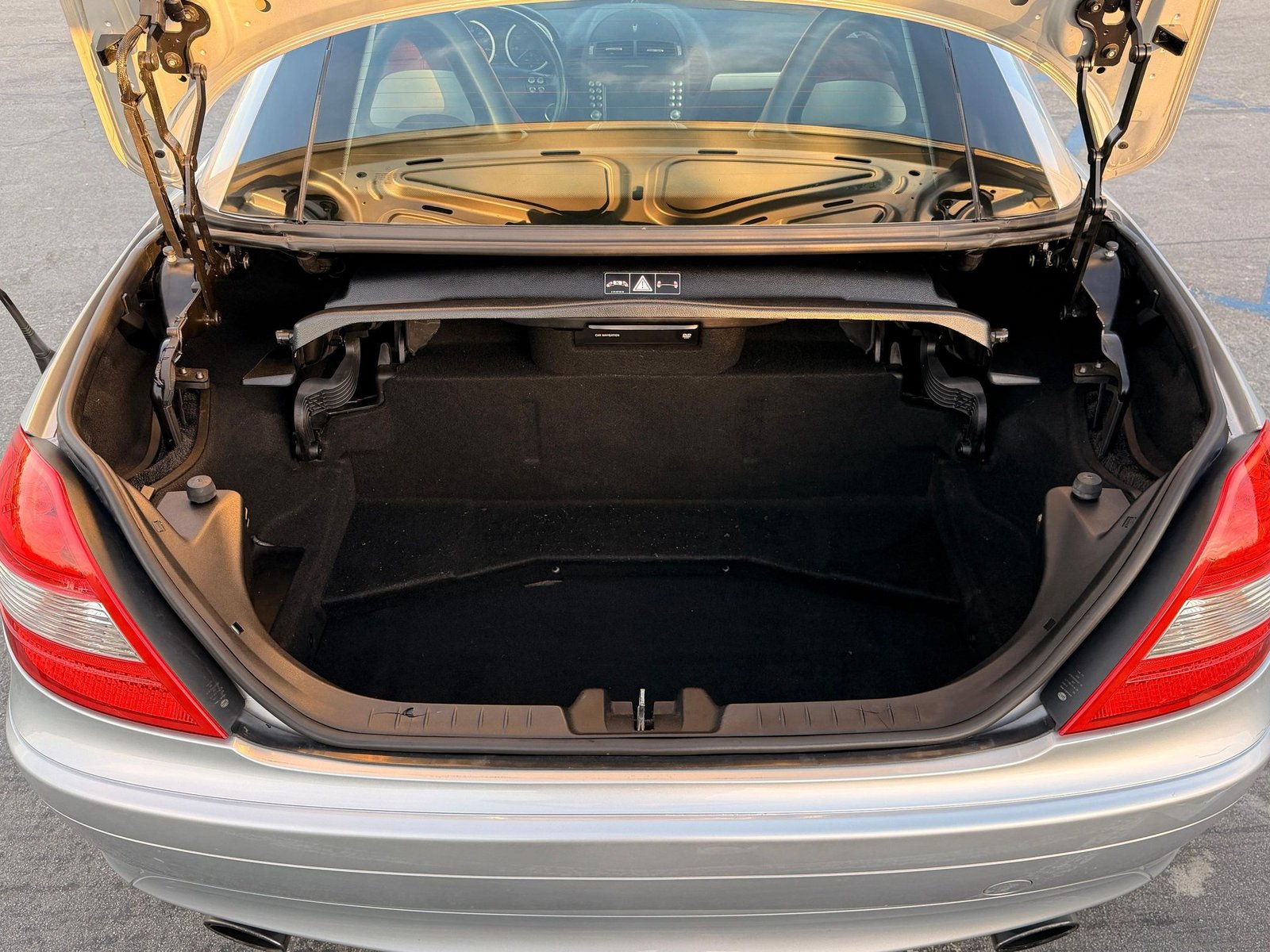 
								Mercedes-Benz SLK350 full									