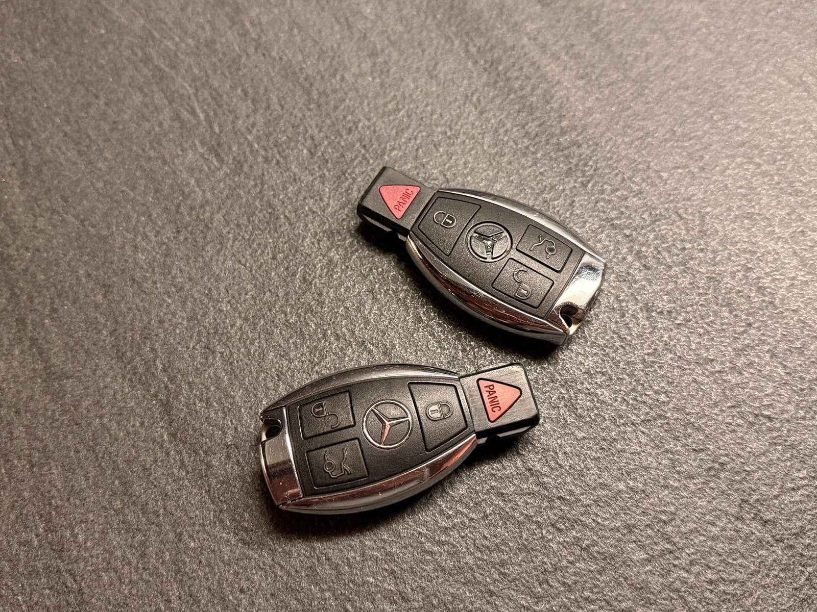 
								Mercedes-Benz SLK350 full									