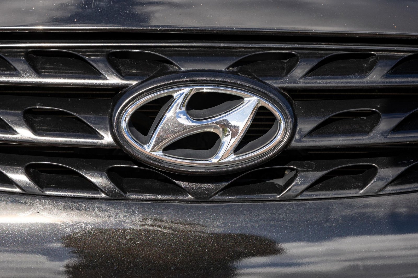 
								Hyundai Genesis Coupe 3.8 Track full									