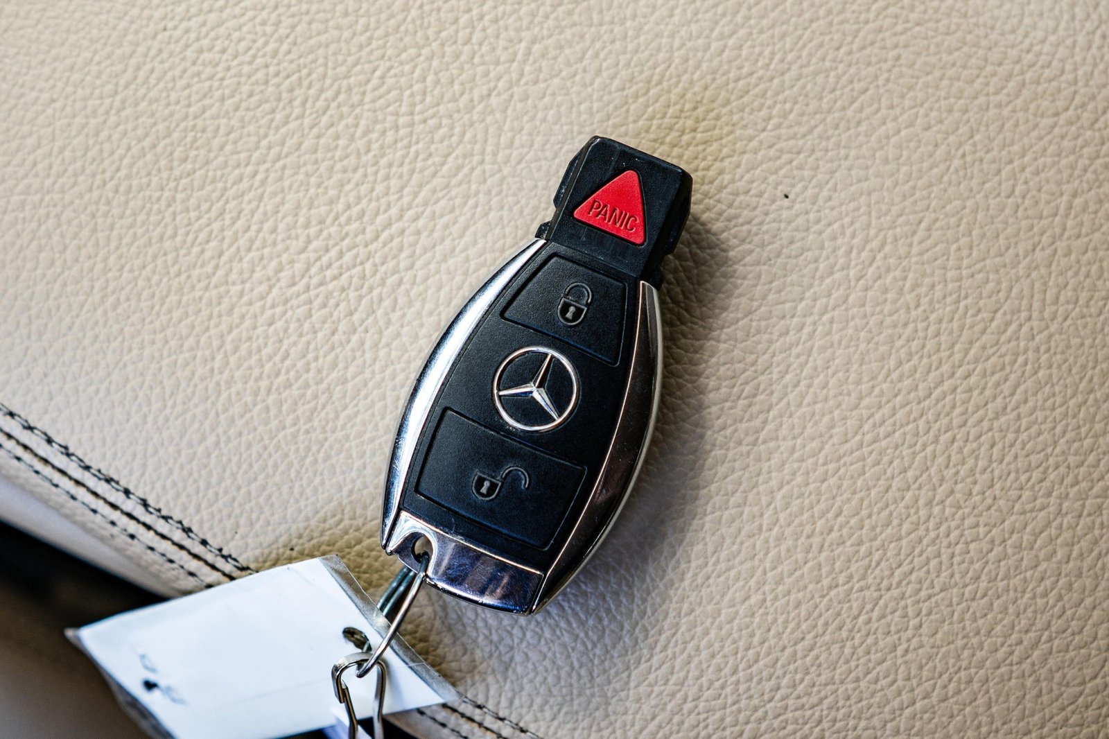 
								Mercedes-Benz ML320 CDI full									