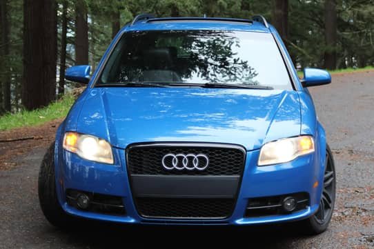 
								Audi A4 Avant 2.0T Quattro full									