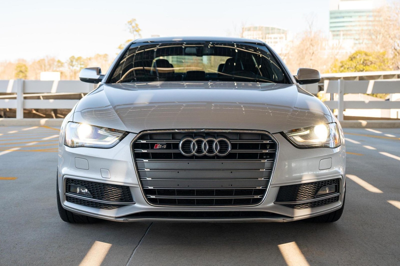 
								Audi S4 Premium Plus full									